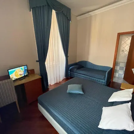 3rd Floor 69 Manin Street Πανσιόν *