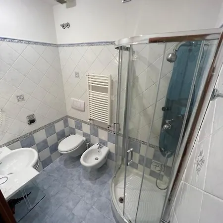 3rd Floor 69 Manin Street Πανσιόν