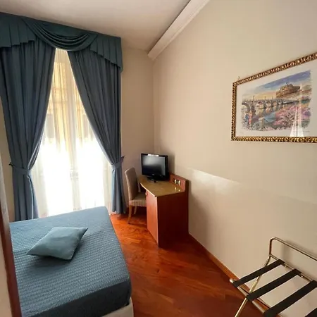 3rd Floor 69 Manin Street 3*