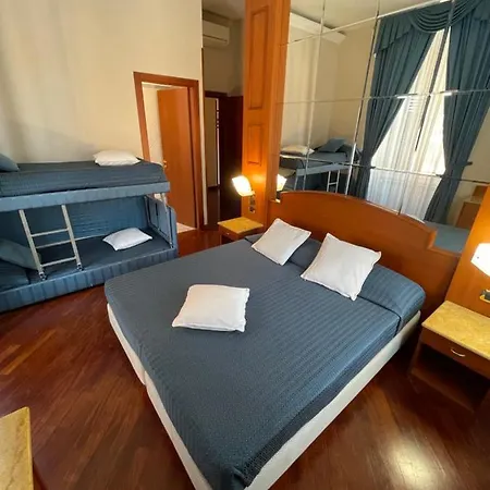 Hotel 3rd Floor 69 Manin Street 3*