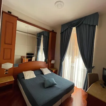 Hotel 3rd Floor 69 Manin Street