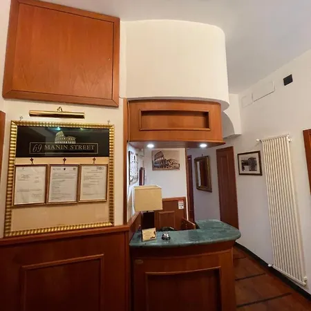 3rd Floor 69 Manin Street Hotel 3*