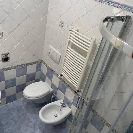 3rd Floor 69 Manin Street Hotel Rzym