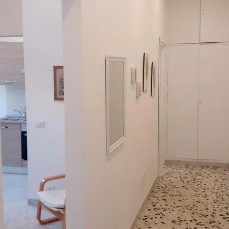 3rd Floor 69 Manin Street 3*