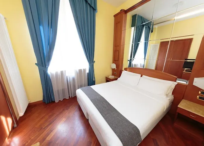 3rd Floor 69 Manin Street רומא