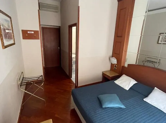 3rd Floor 69 Manin Street רומא