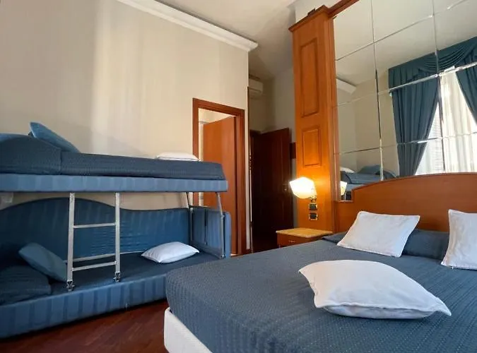 מלון 3rd Floor 69 Manin Street