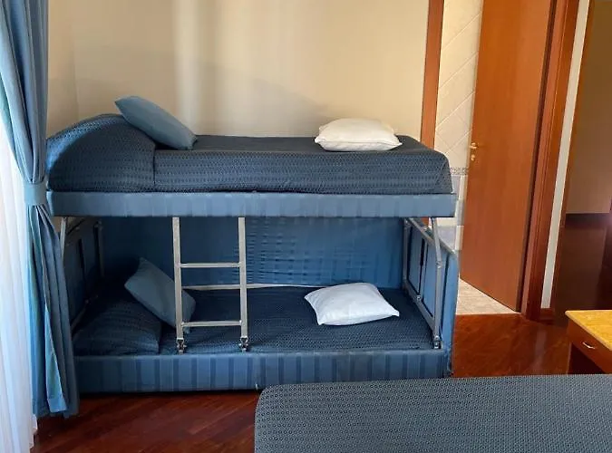 3rd Floor 69 Manin Street מלון רומא